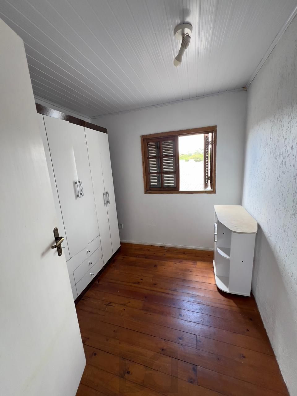 Ampla casa no Bairro Restinga 4 Dormitórios sendo um suíte — foto 21