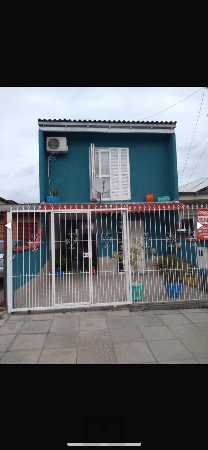 Sobrado na Hipica - 3 Dormitórios, sendo 1 Suíte — foto 1