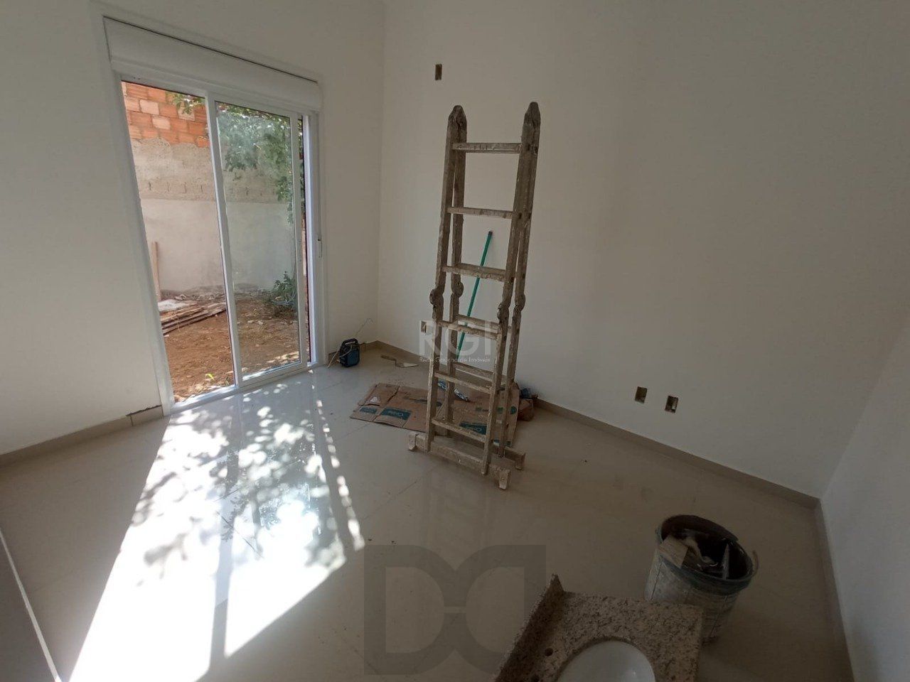 Casa no bairro Aberta dos Morros - 3 dormitórios — foto 2