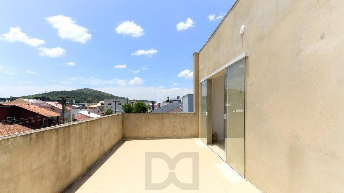 Casa no bairro Hípica - 3 dormitórios — foto 4