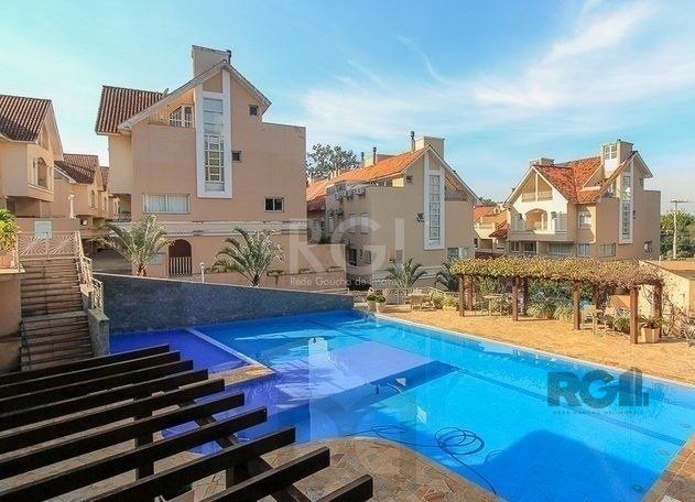 Casa em Condomínio no bairro Pedra Redonda - 5 dormitórios — foto 47