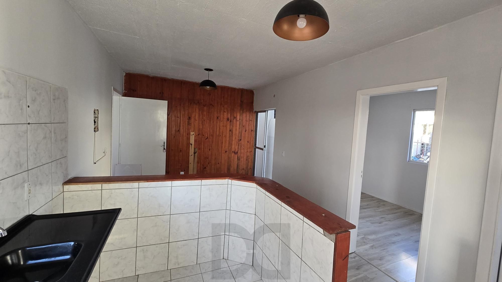 Apartamento 2 dormitórios - sacada com churrasqueira - 1 vaga escriturada — foto 3