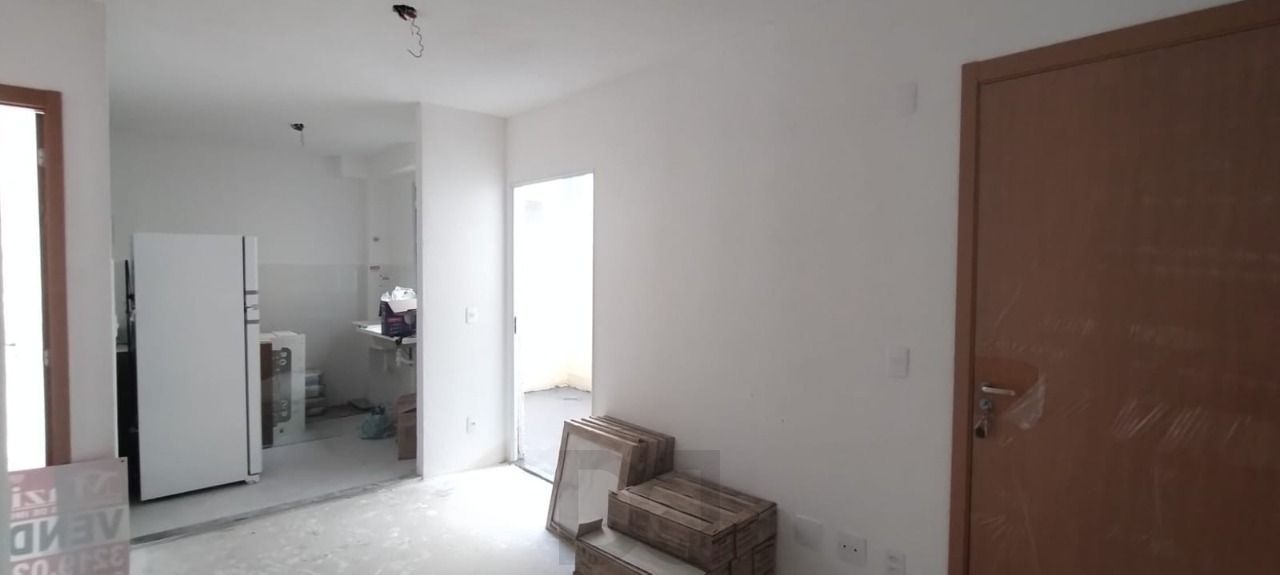 Apartamento no bairro Restinga - 2 dormitórios — foto 2