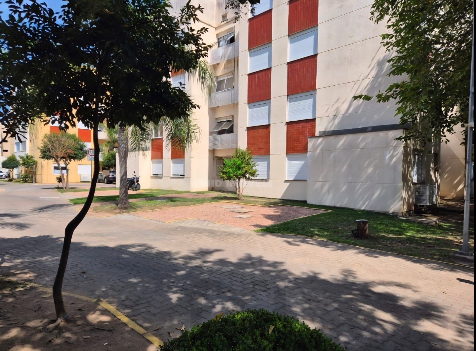 Apartamento no bairro Aberta dos Morros - 2 dormitórios - 1 vaga — foto 2