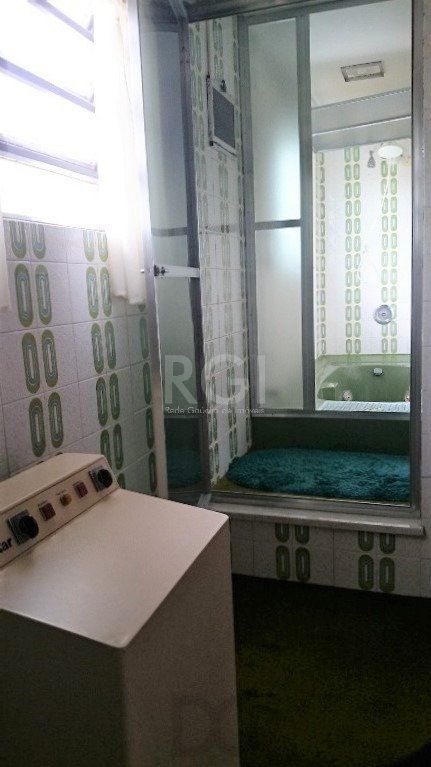 Casa com 4 dormitórios no Bairro Guarujá — foto 9