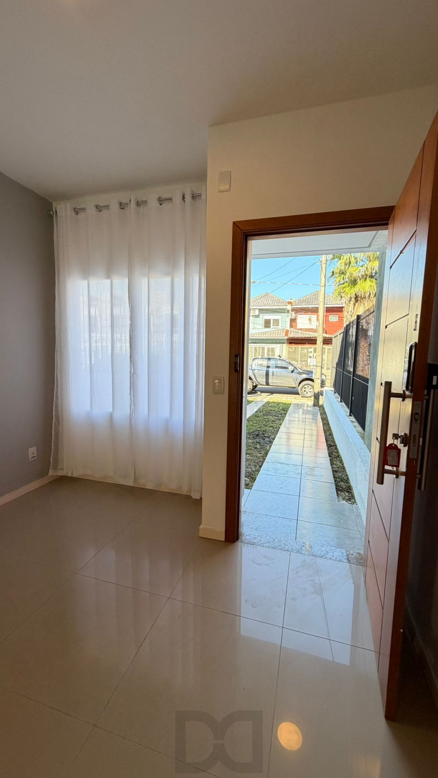 Sobrado no bairro Hípica - 2 suítes - Lot. Hípica Boulevard — foto 6