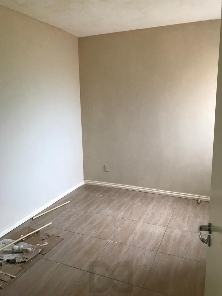 Apartamento no bairro Restinga - 2 dormitórios — foto 2