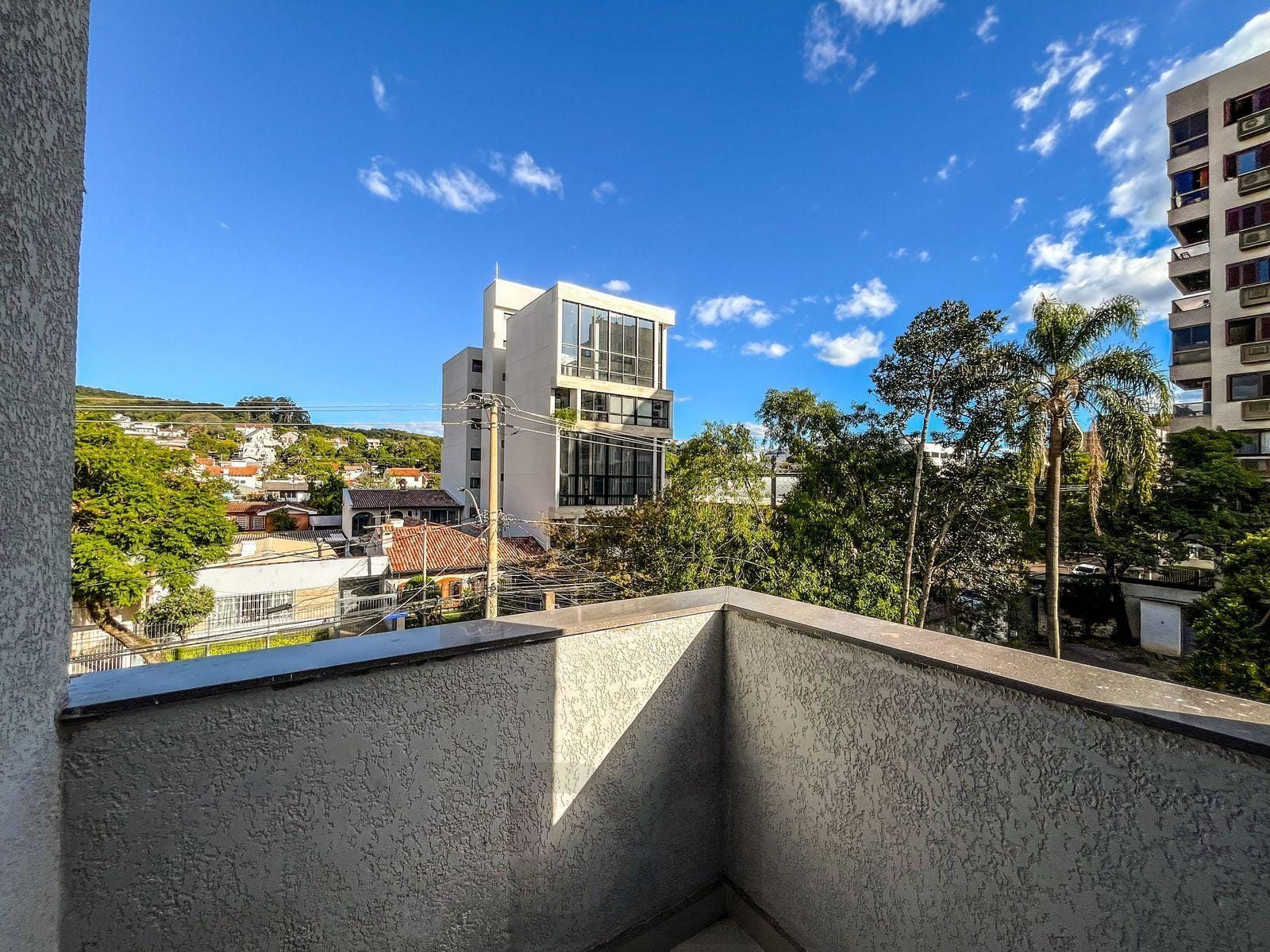SOBRADO 3 SUITES - TRISTEZA — foto 14