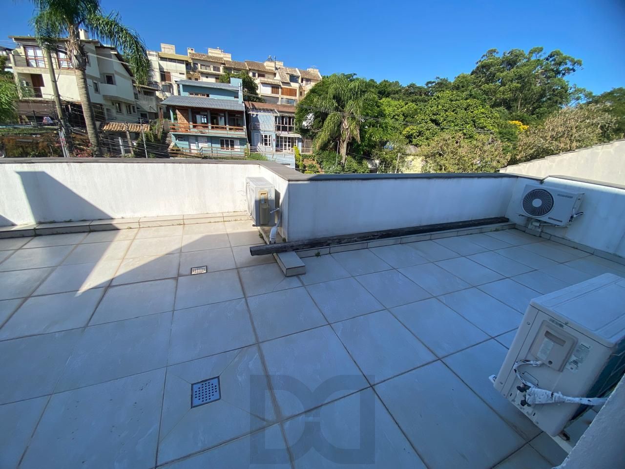 Casa em Ipanema com 4 Dormitórios sendo 3 Suíte — foto 61