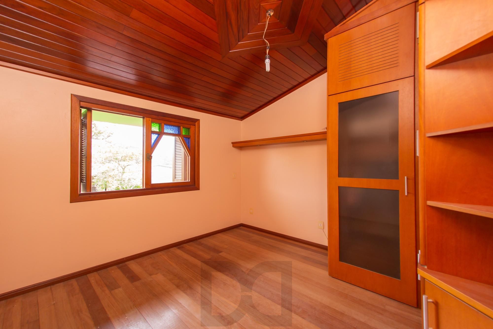 Casa com 3 quartos e 185m² à venda em Vila Nova — foto 19