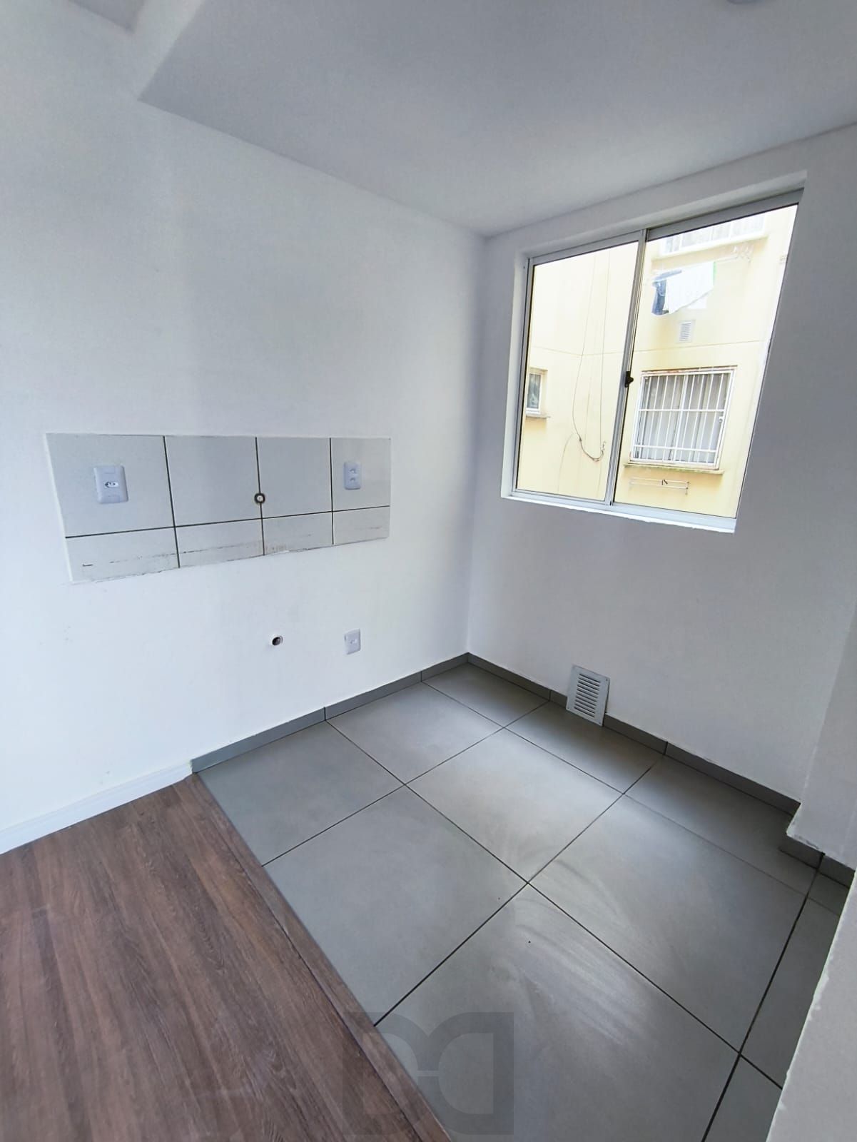 Impecável Apartamento de 2 Dormitórios no Bairro Vila Nova — foto 9