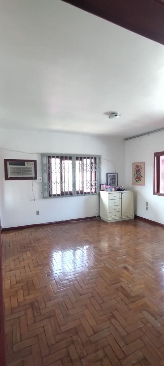 Casa no bairro Santa Tereza - Vila dos Comerciários - 5 dormitórios — foto 25