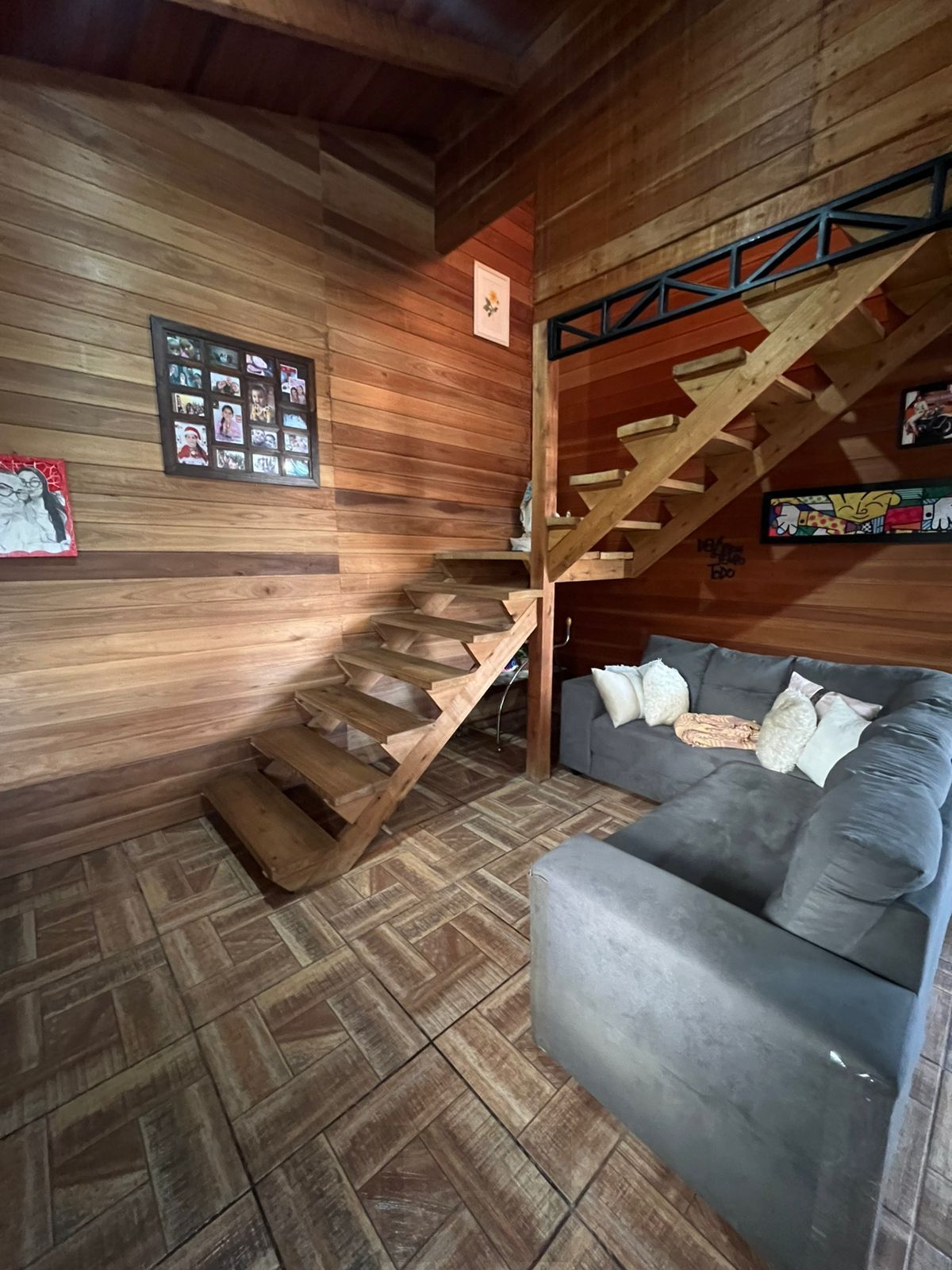 Belíssima Casa no bairro Restinga 2 Dormitórios sendo um uma suite — foto 11