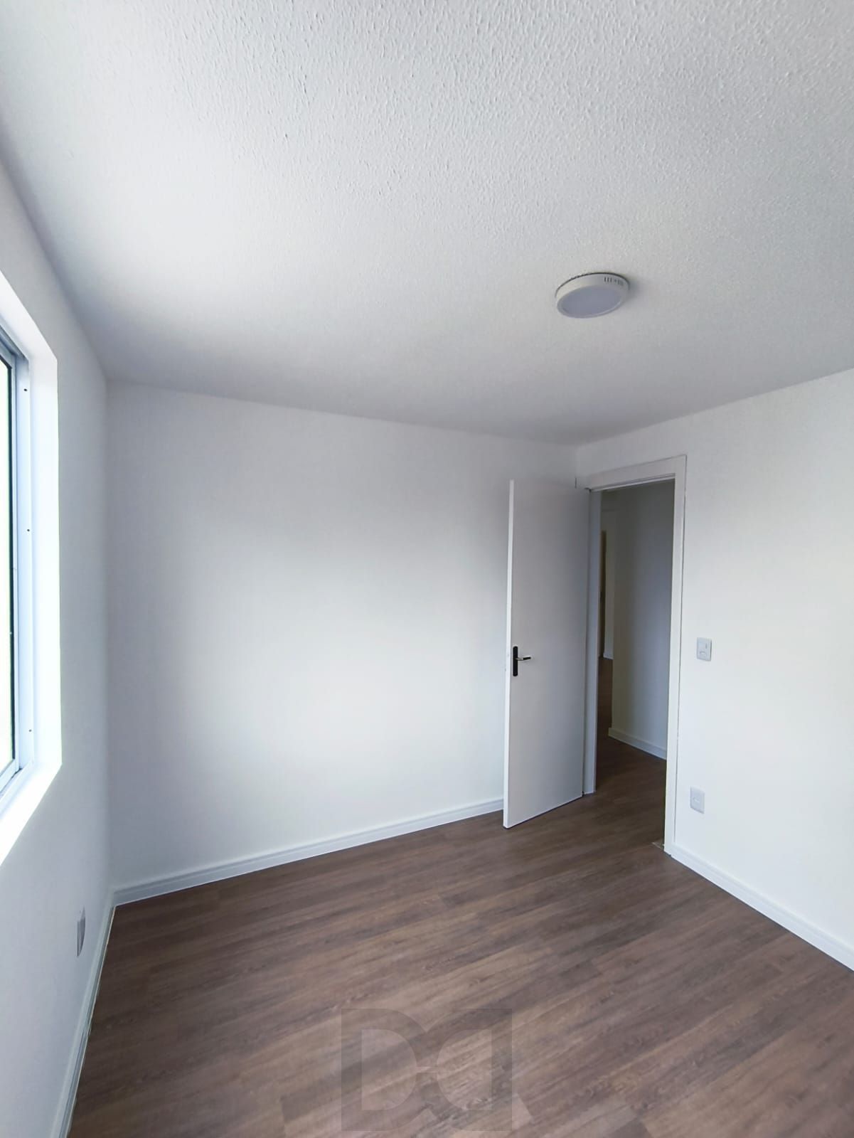 Impecável Apartamento de 2 Dormitórios no Bairro Vila Nova — foto 13