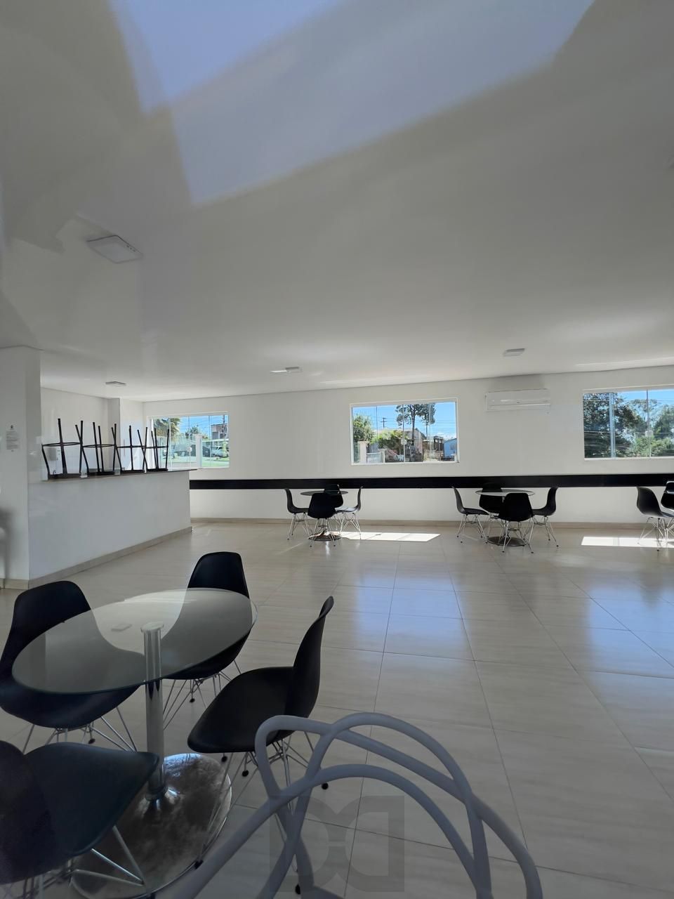 Apartamento de 2 Dormitórios Localizado na Av.Protasio Alves — foto 14