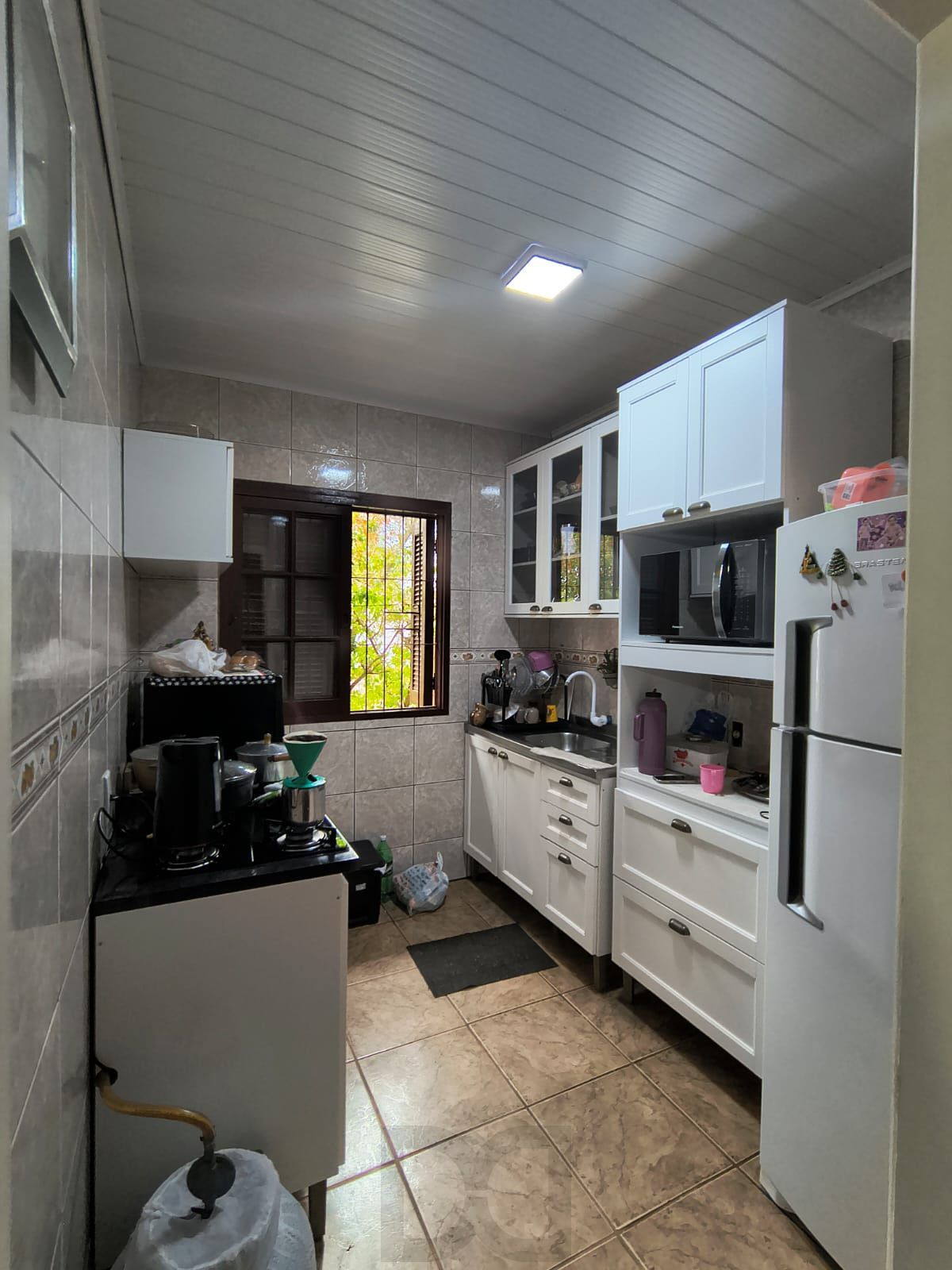 Casa de esquina com 3 dormitórios no bairro Campo Novo — foto 11
