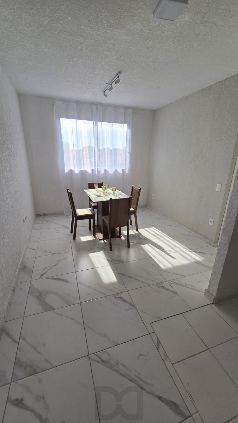 Apartamento no bairro Restinga - 2 DORMITÓRIOS — foto 2