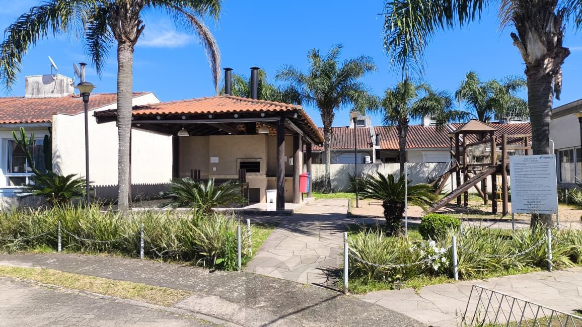 Casa de condomínio no bairro Hípica - 2 dormitórios sendo 1 suíte — foto 14