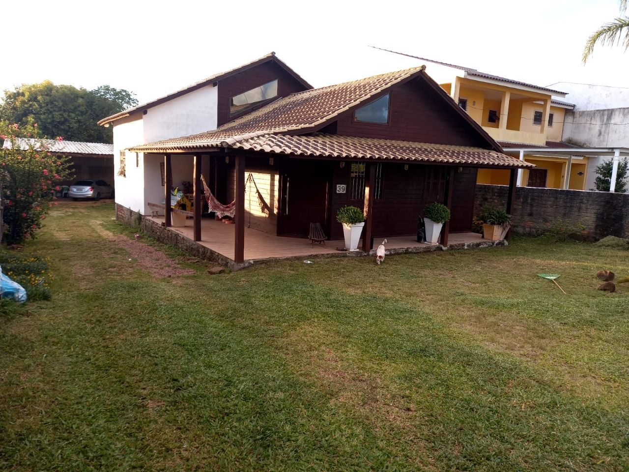 Casa no bairro Campo Novo - 3 dormitórios — foto 1