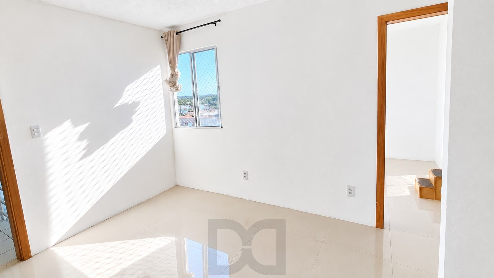 Apartamento no bairro Restinga - 2 dormitórios — foto 5