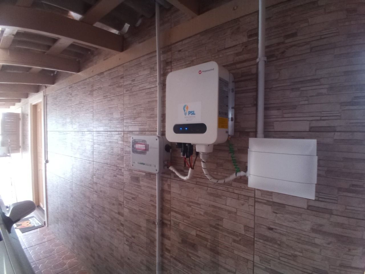 Casa no bairro Hípica - 2 dormitórios — foto 4