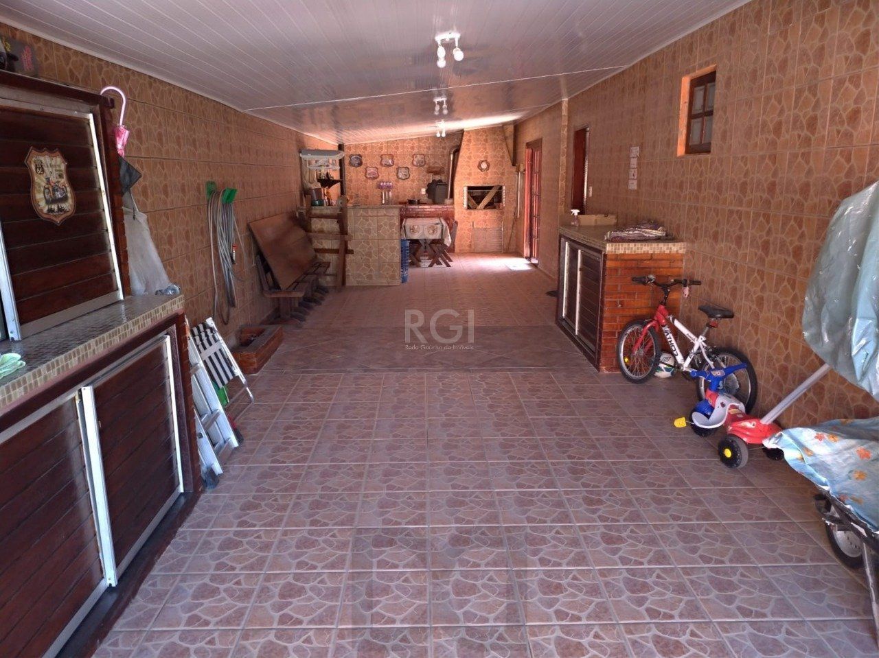 Casa no bairro Ponta Grossa - 3 dormitórios — foto 17