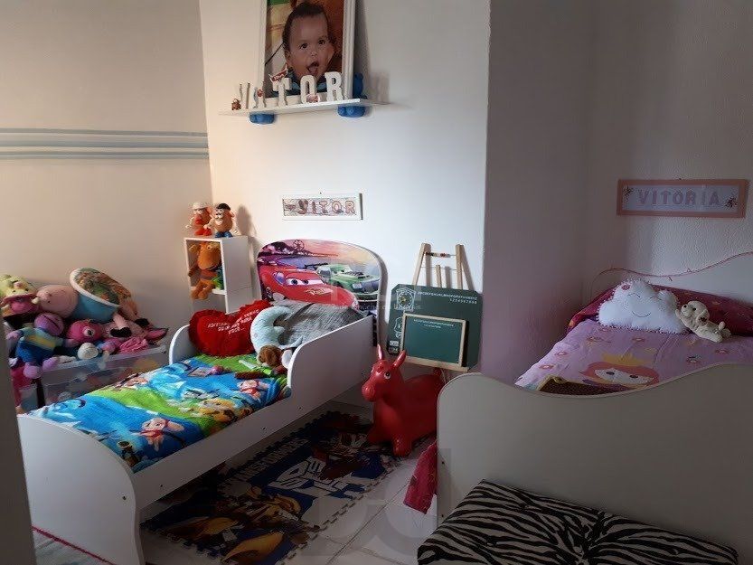 Casa com 4 dormitórios no bairro Vila Nova — foto 16