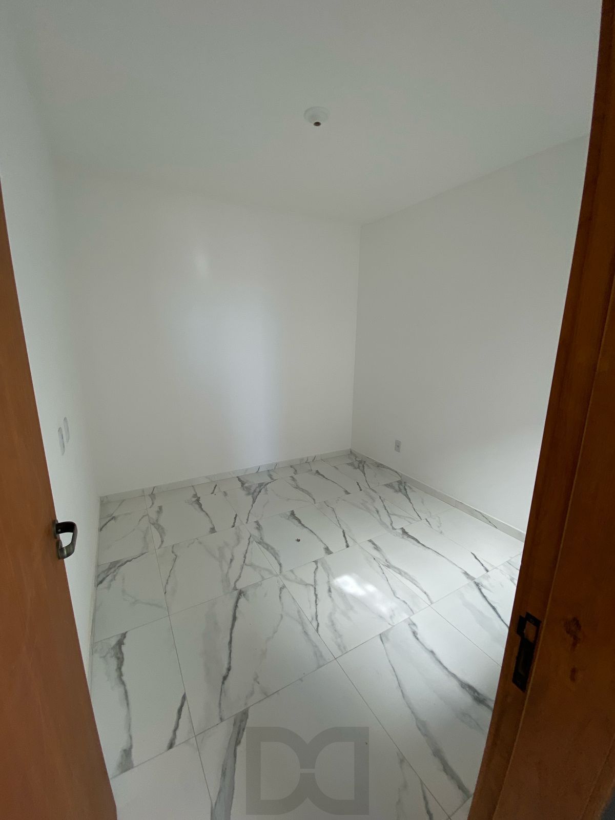 Linda Casa térrea de 2 Dormitórios sendo um suite Localizada no Ipanema Residence Park — foto 10