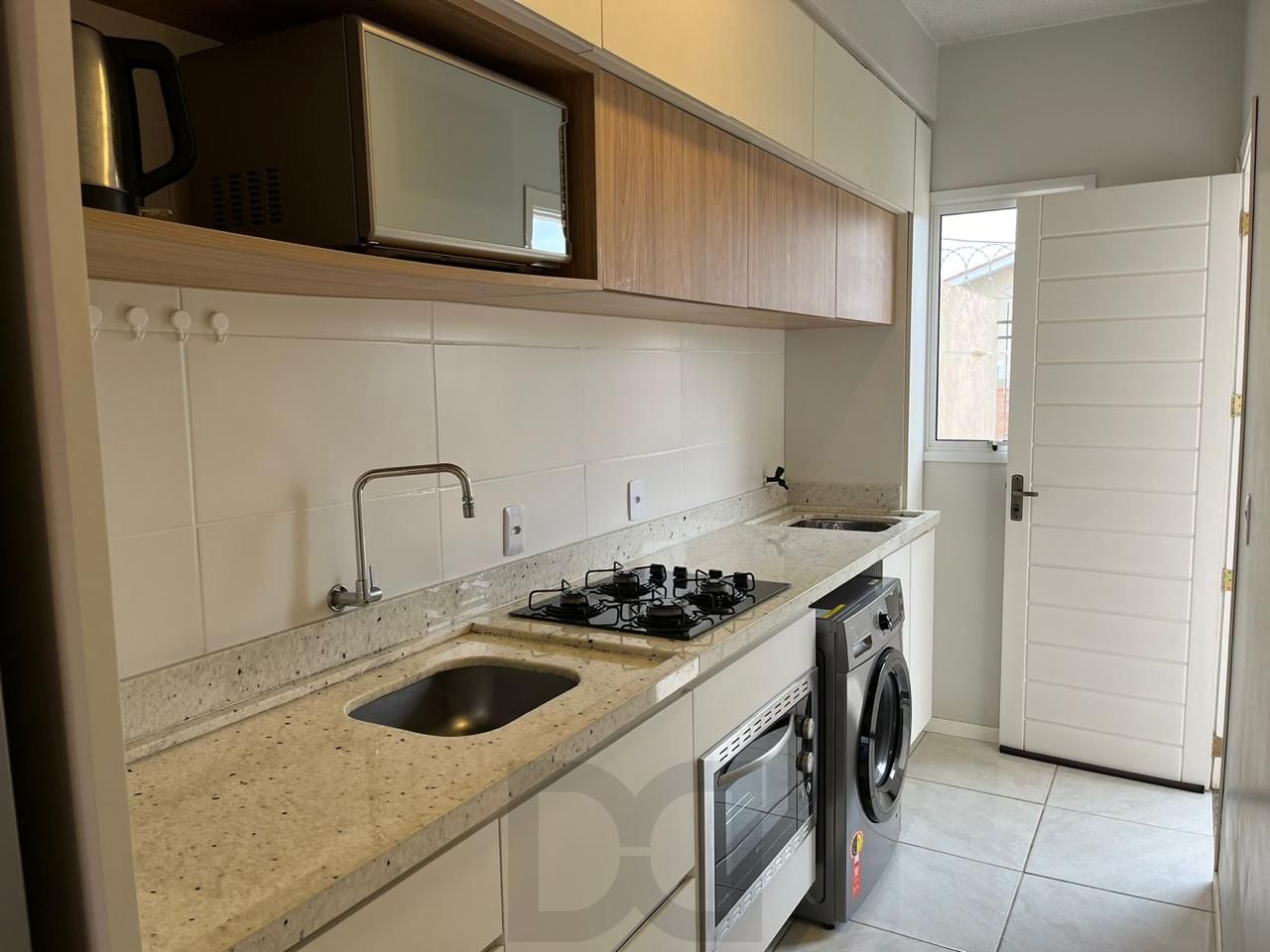 Casa Residencial à Venda no Bairro Hípica 2 dormitórios — foto 4