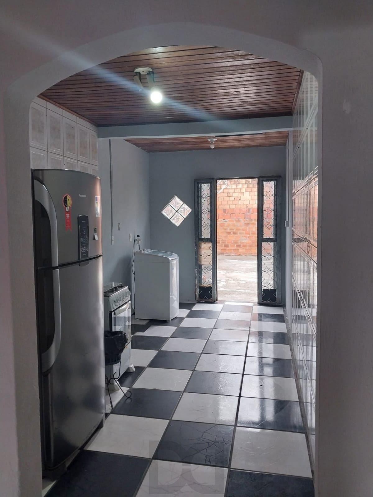 Casa no bairro Hípica - 2 dormitórios — foto 8