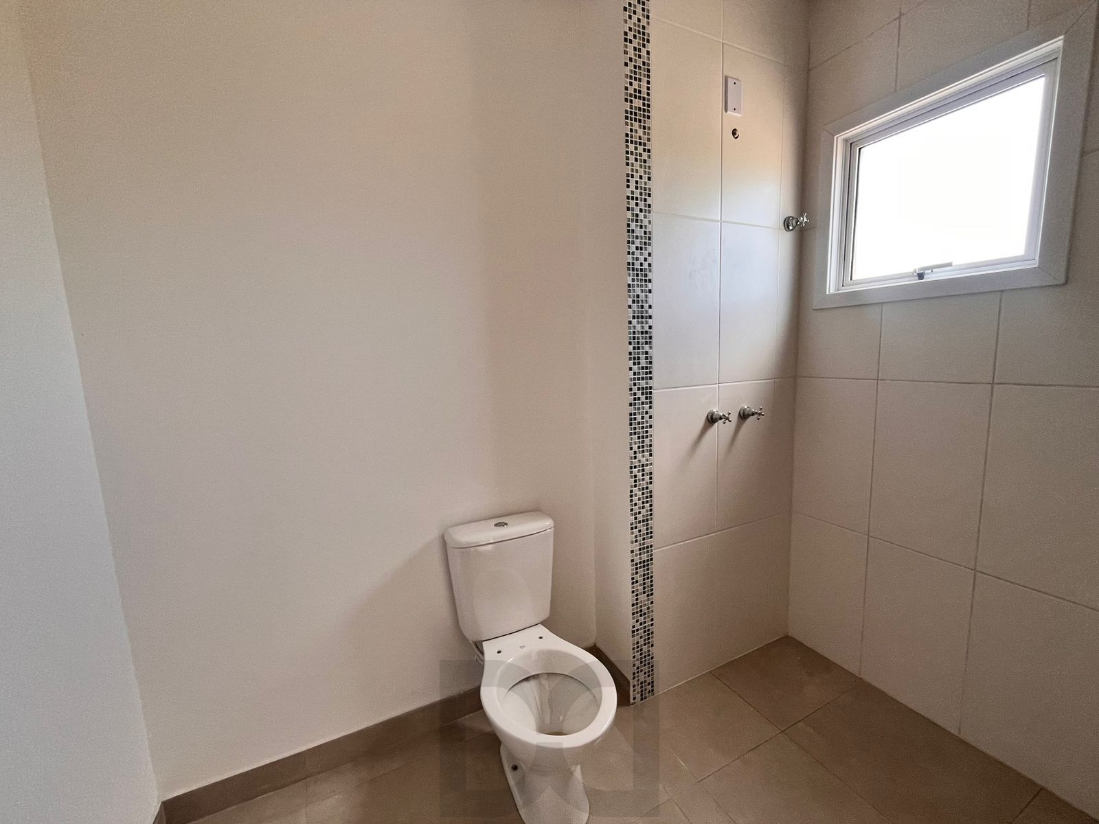 Casa no Bairro Aberta dos Morros - 3 Dormitórios Sendo 2 Suítes — foto 8