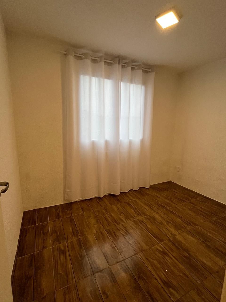 Òtimo Apartamento de 2 Dormitórios Proximo a Unirittter - FAPA em Porto Alegre — foto 9