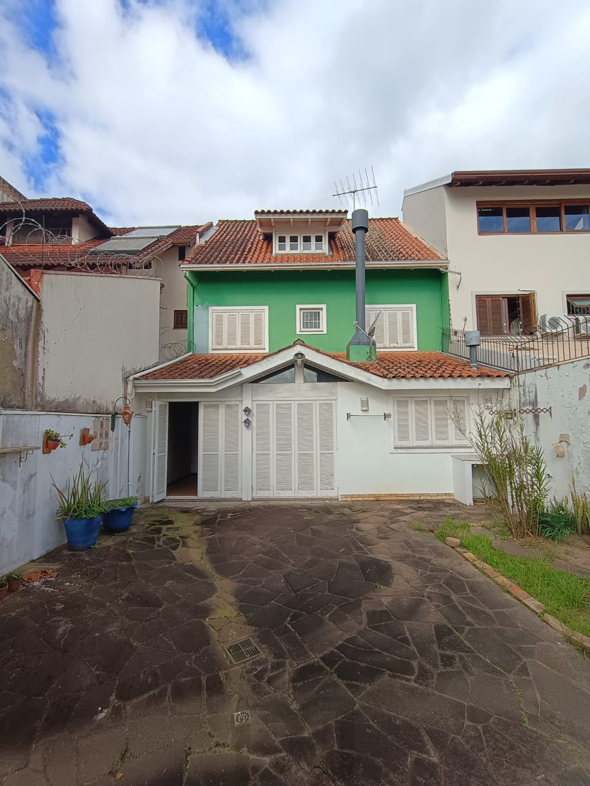 Casa em Condomínio na Juca Batista — foto 1