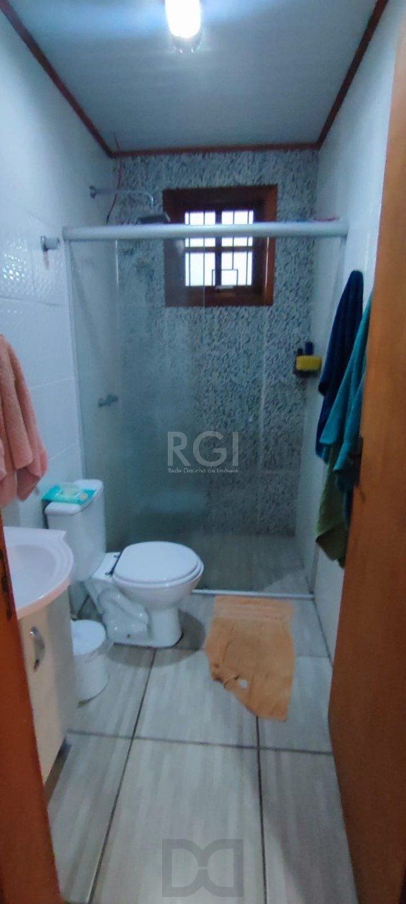 Casa de esquina no bairro Guarujá — foto 7