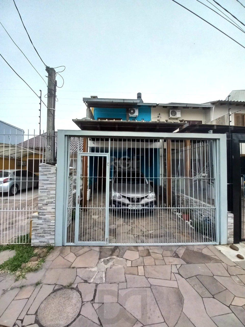 Casa no bairro Aberta dos Morros - 2 dormitórios — foto 1