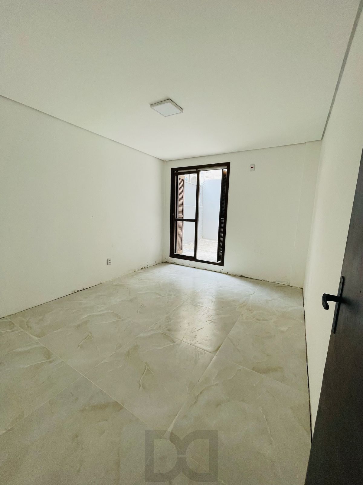 Apartamento Bairro centro- 3 dormitórios ,Sendo 1 suíte. — foto 2