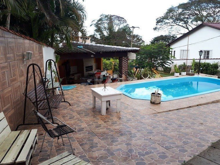Casa com 4 dormitórios no bairro Vila Nova — foto 31