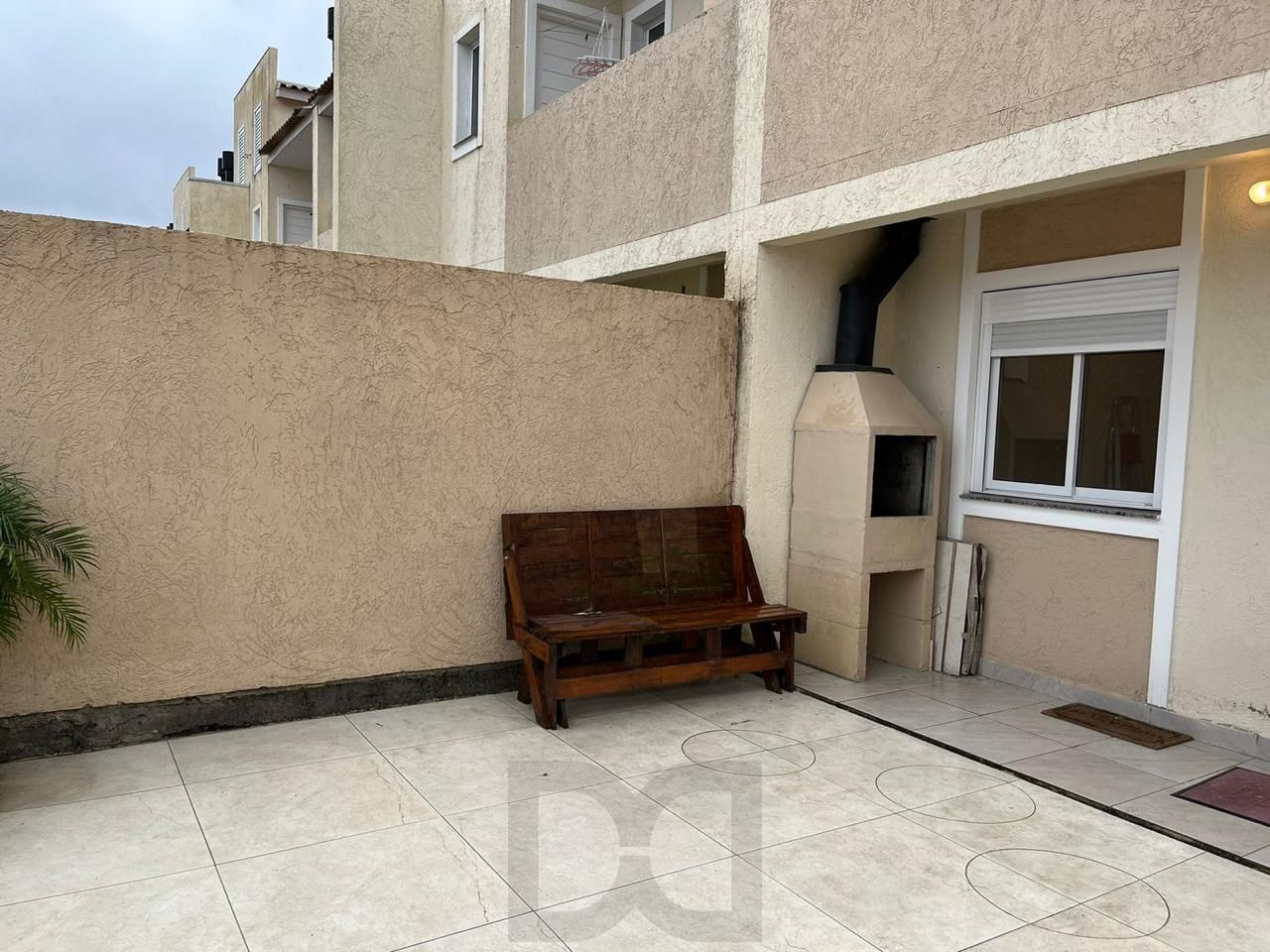 Casa Residencial à Venda no Bairro Hípica 2 dormitórios — foto 14