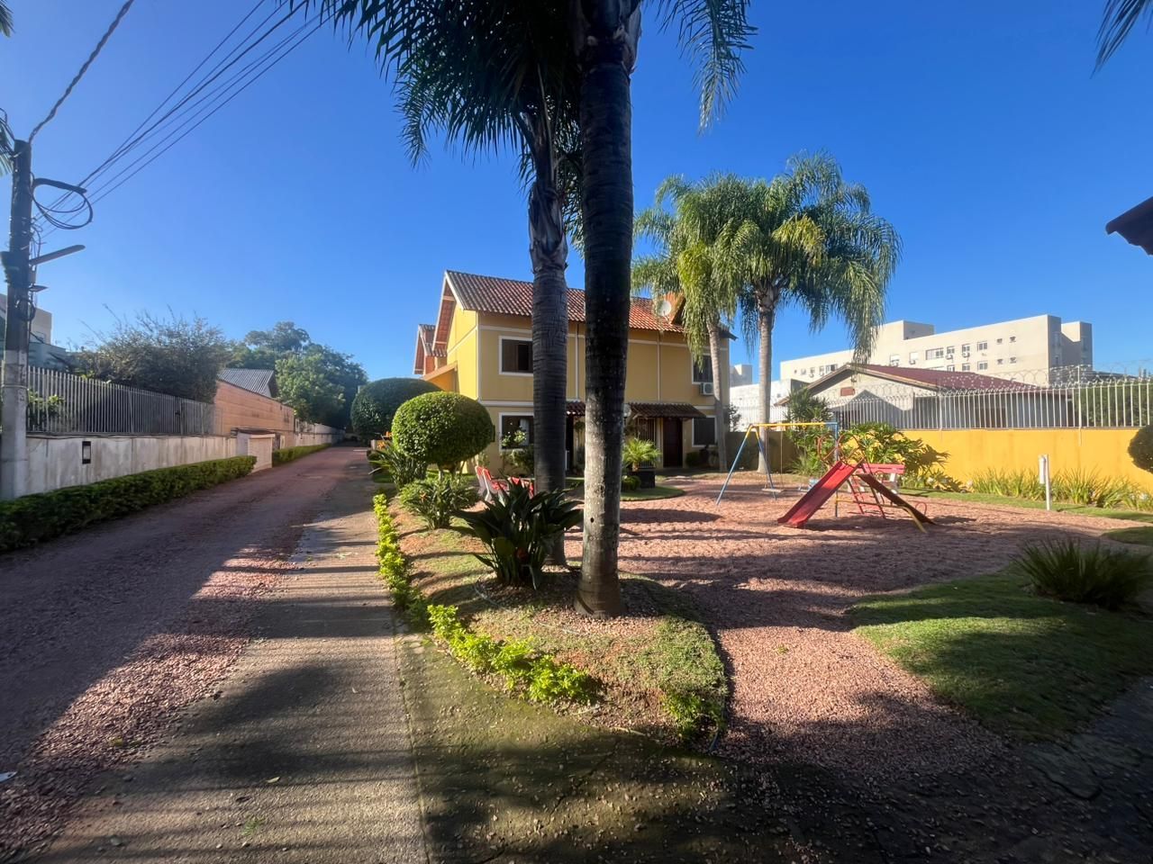 Casa de quartos a venda em condominio em Ipanema — foto 3