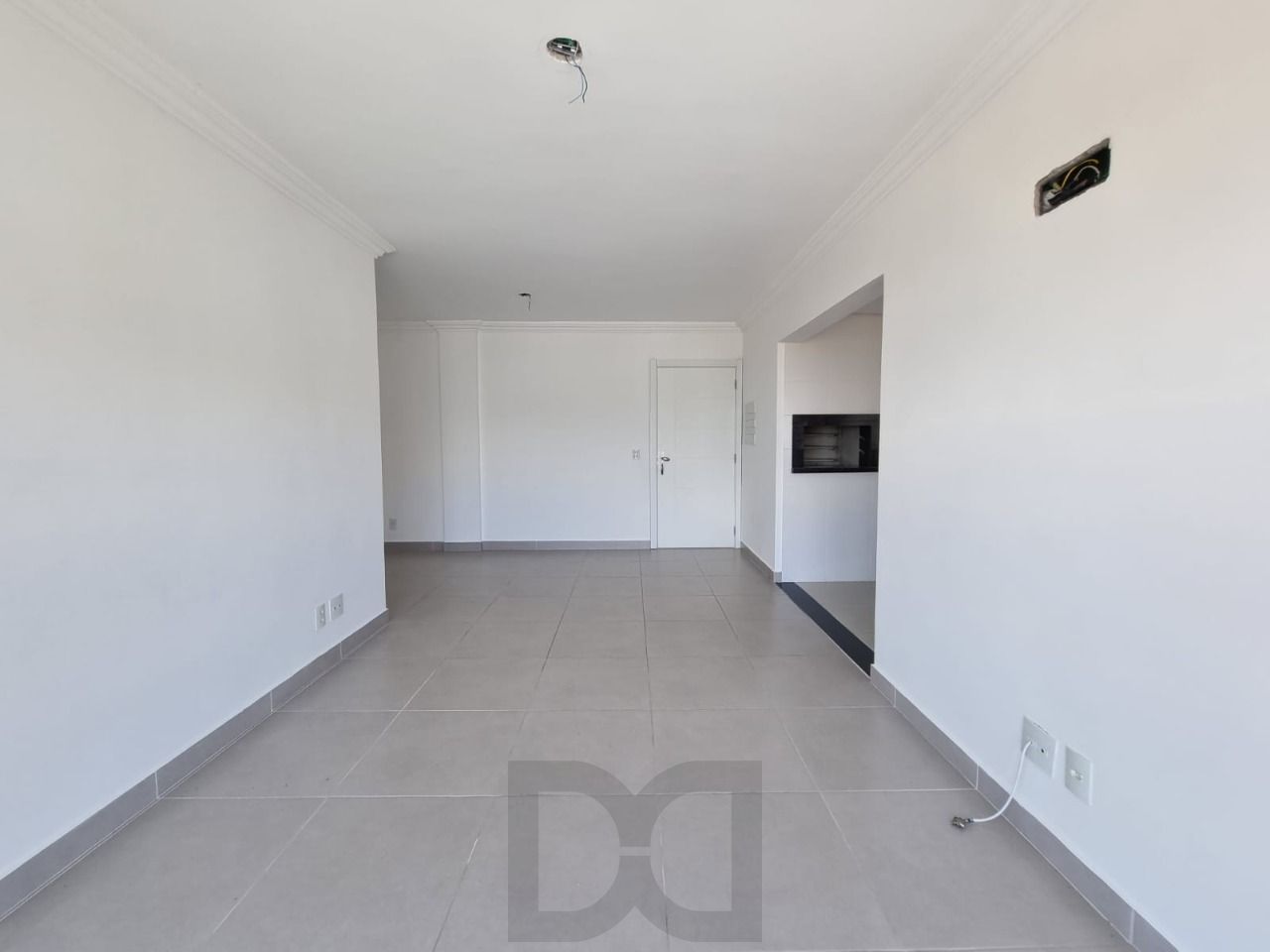 Apartamento 02 Dormitórios Com Sacada Bairro Tristeza — foto 5