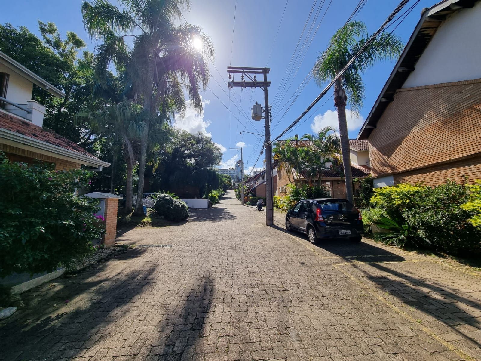 Casa de 3 Dormitórios em Condomínio Fechado Infra Completa — foto 31