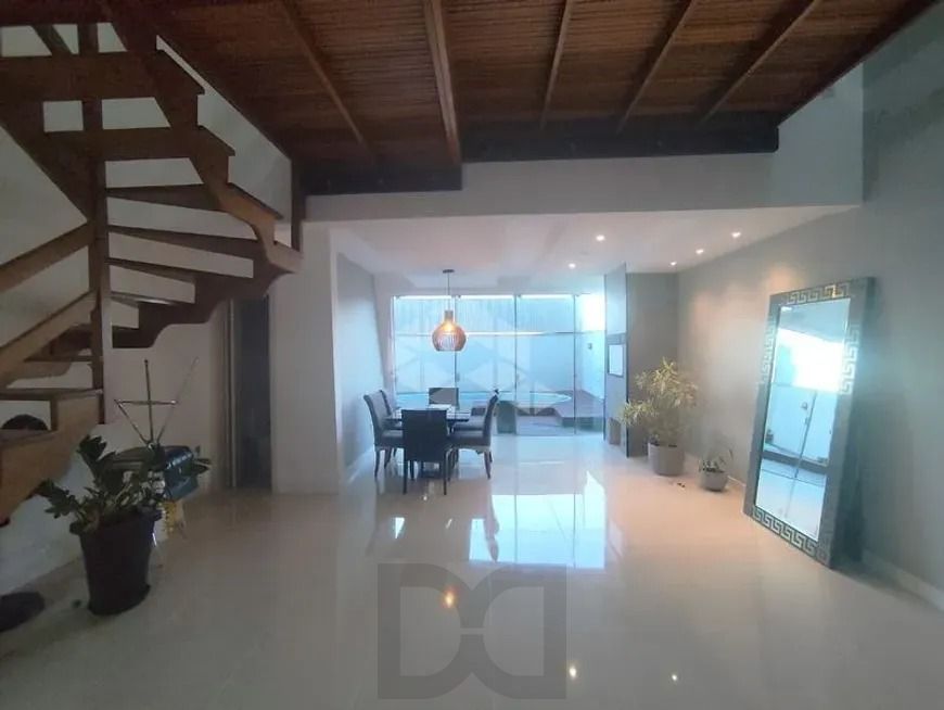 Casa com 3 Quartos e 3 banheiros para Alugar, 157 m² por R$ 5.000/Mês — foto 3