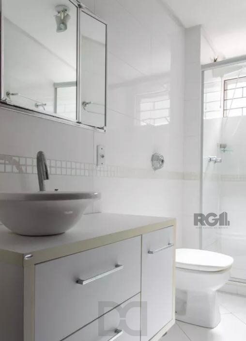 EXCELENTE APARTAMENTO 3 DORIMITÓRIOS, SENDO 1 SUÍTE, 4 BANHEIROS, COM BOX — foto 13