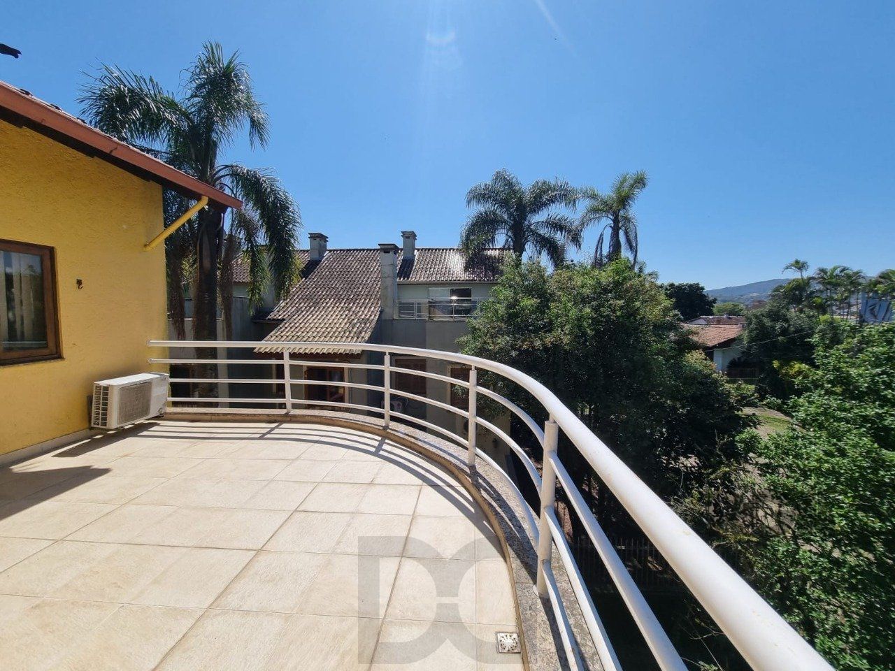 Casa com 4 Dormitórios / Piscina / Terraço / Bairro Ipanema — foto 26