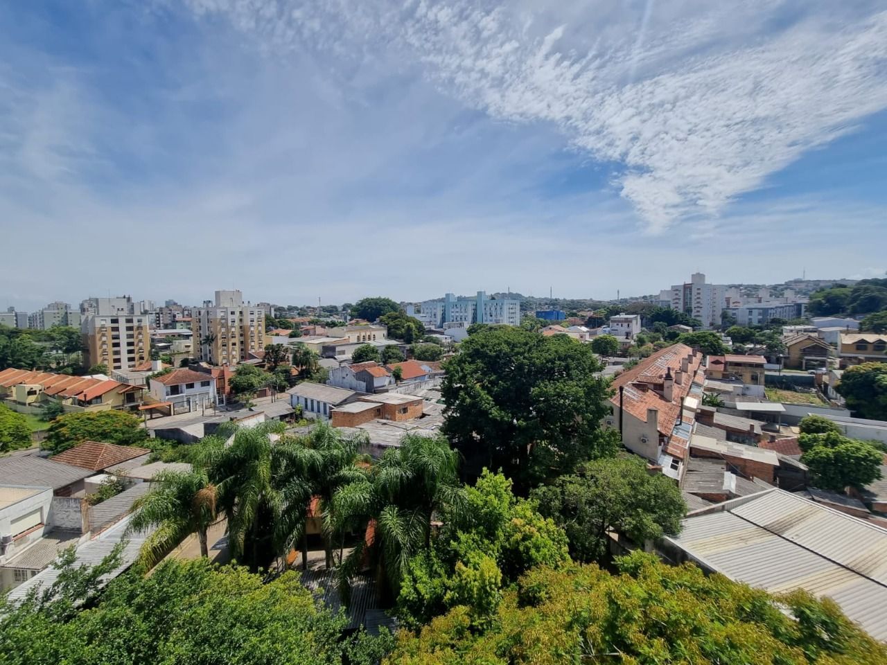 Apt 2 Dormitórios Com Sacada Bairro Cavalhada — foto 14