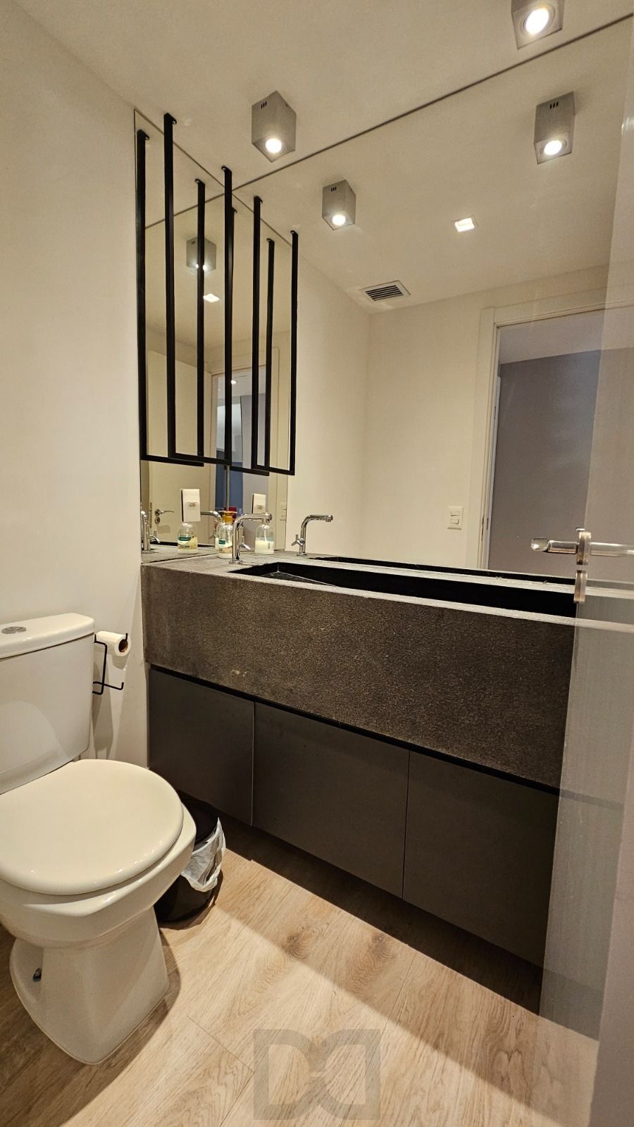 APARTAMENTO 3 DOMIRTÓRIOS - 3 SUITES - 2 VAGAS - MENINO DEUS - PORTO ALEGRE - RS — foto 13