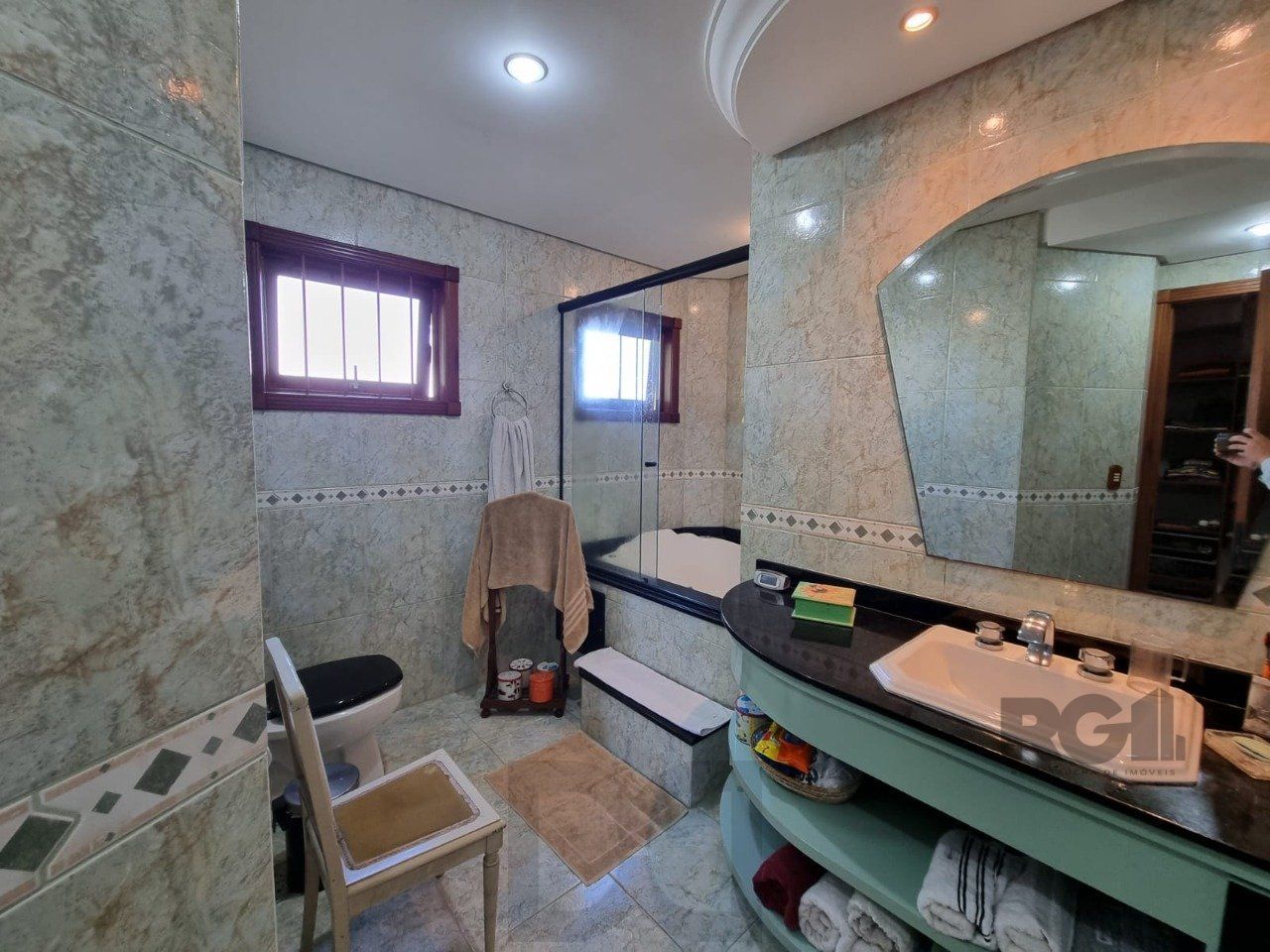 Casa com 4 Dormitórios / Piscina / Terraço / Bairro Ipanema — foto 16
