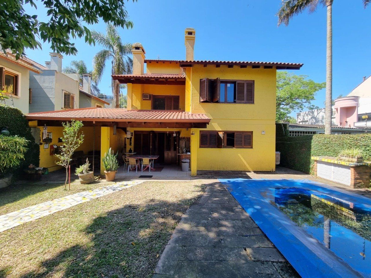 Casa com 4 Dormitórios / Piscina / Terraço / Bairro Ipanema — foto 1