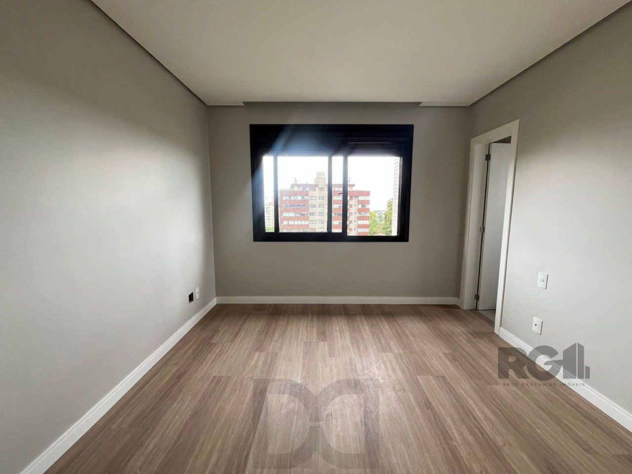 Apartamento 03 Suítes / Sacada/ 131m / Rua José Gomes / Tristeza — foto 17