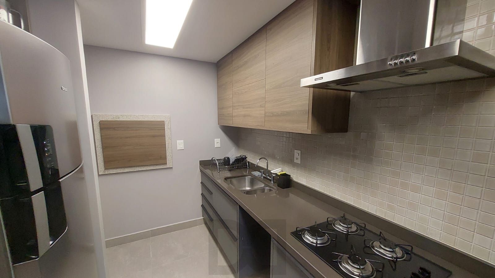 APARTAMENTO 3 DOMIRTÓRIOS - 3 SUITES - 2 VAGAS - MENINO DEUS - PORTO ALEGRE - RS — foto 9